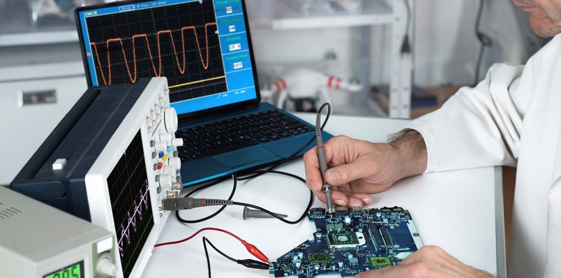 systems engineer working with spectrum analyzer